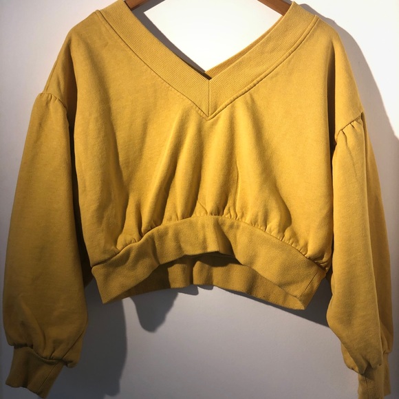 🌻Mustard cropped pullover🌻 - Picture 2 of 4